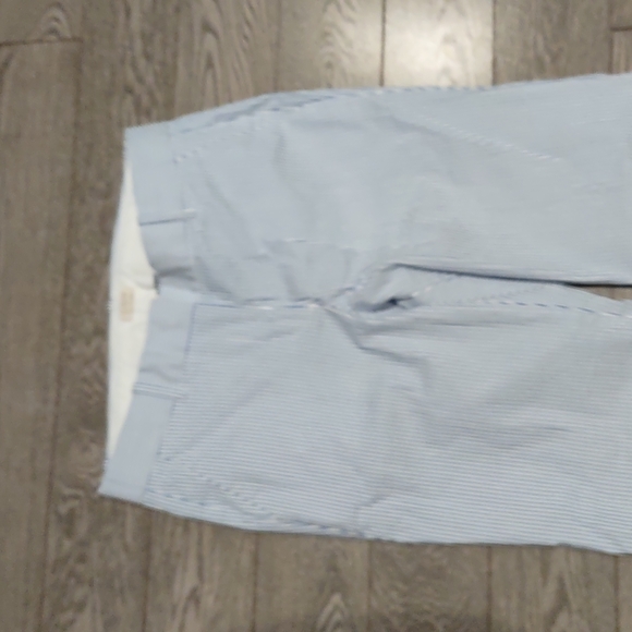 Beautiful pants by J.Crew🌼☘️💕 - Picture 6 of 16